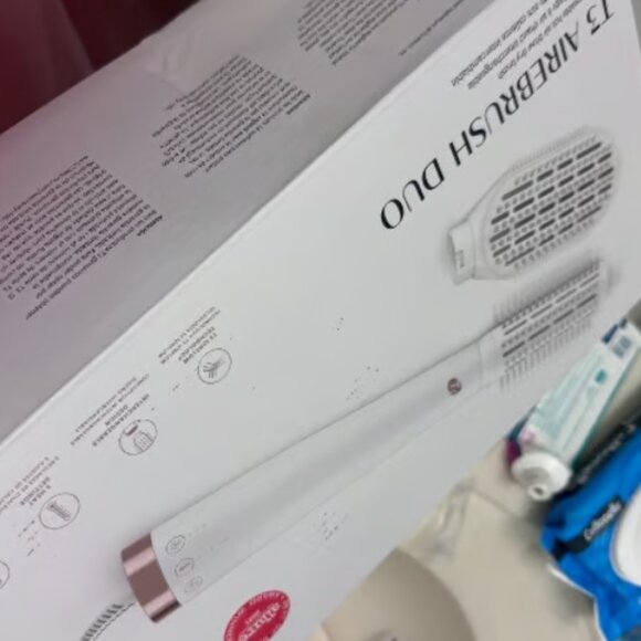 T3 AIREBRUSH DUO Dual-Attachment Blow Dry Brush - Picture 2 of 3